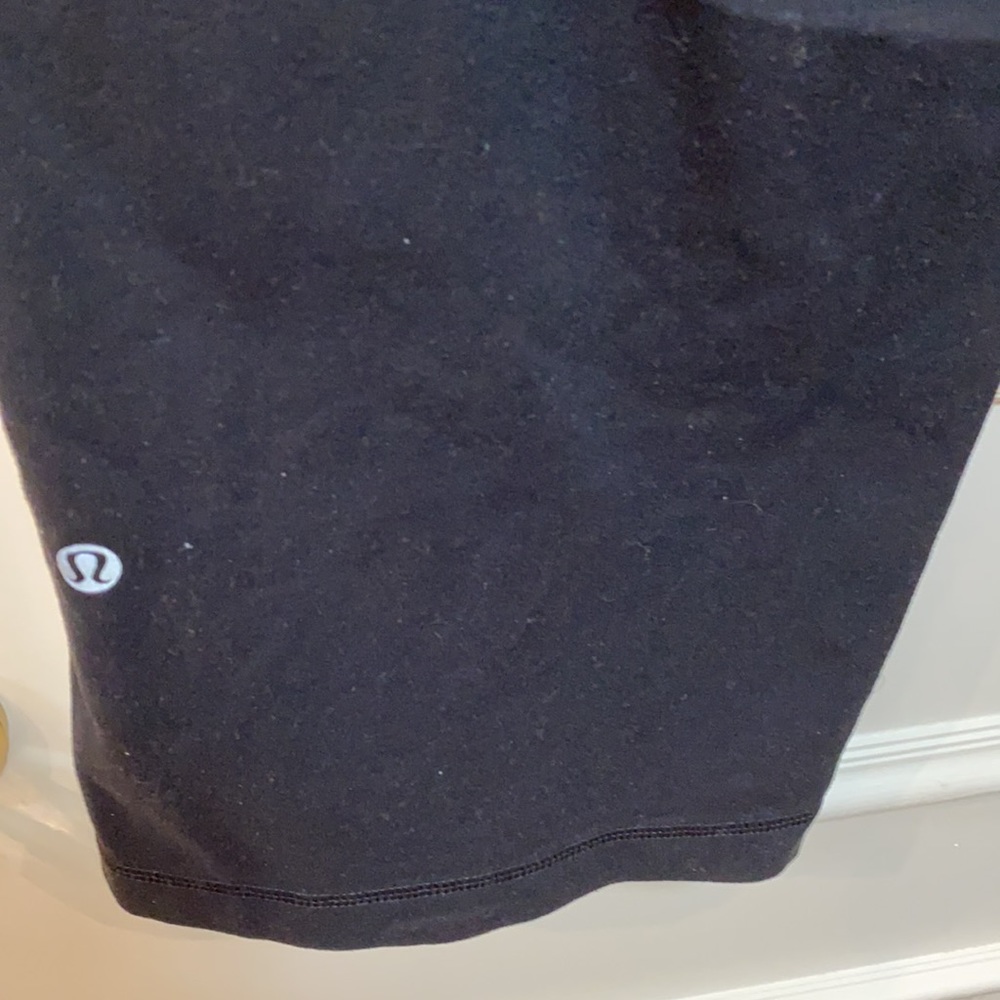 Lululemon capris - Picture 6 of 7